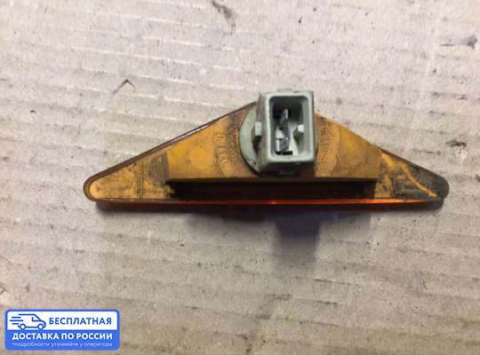 Повторитель поворота в крыло на Ford Focus I