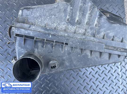 Корпус воздушного фильтра на Toyota Carina E T19