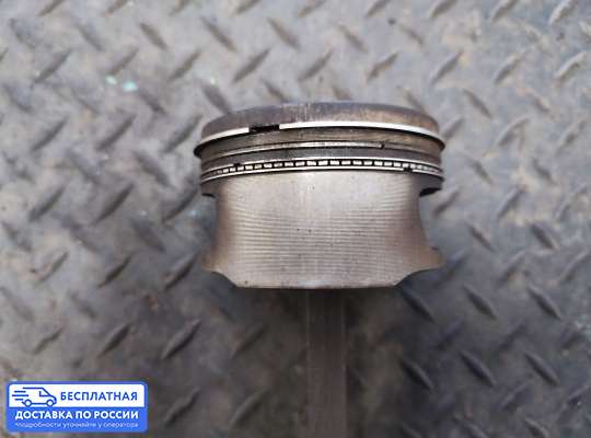 Поршневая группа (поршень, шатун) на Opel Astra F