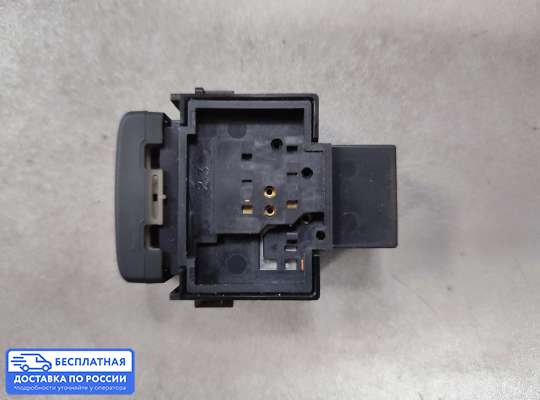 Кнопки на Nissan Micra (K13)