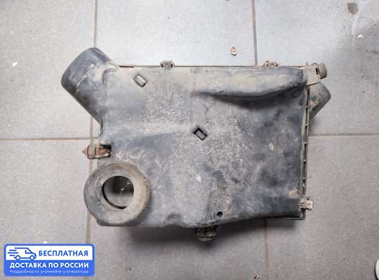 Корпус воздушного фильтра на Opel Astra F