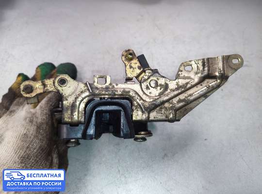 Замок боковой двери на Opel Omega B