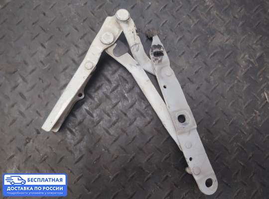 Петля крышки багажника на Audi 80 (B3)/90 (B2)
