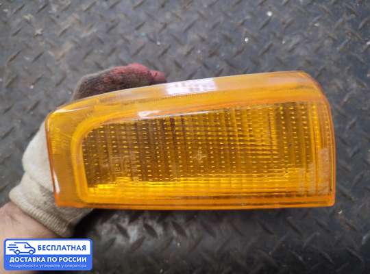 Поворотник передний на Opel Kadett E
