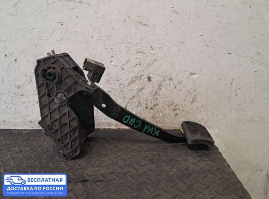 Педальный узел (педаль) на Kia Ceed I (ED)