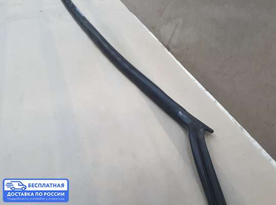 Уплотнитель двери на Citroen Xsara (N1)