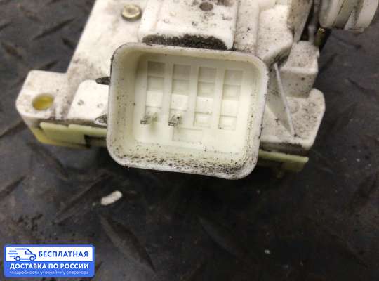 Замок боковой двери на Ford Focus I