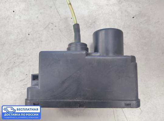 Компрессор центрального замка на Volkswagen Passat B3 (35i)