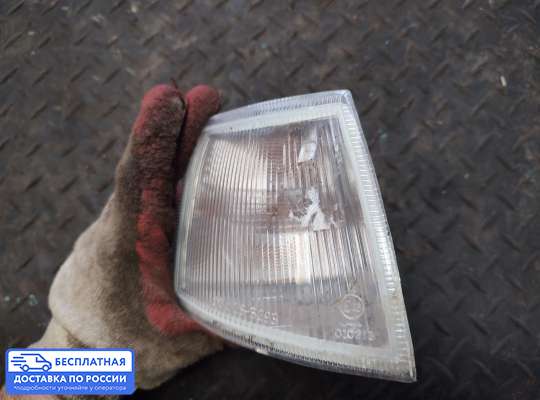 Поворотник передний на Opel Vectra A