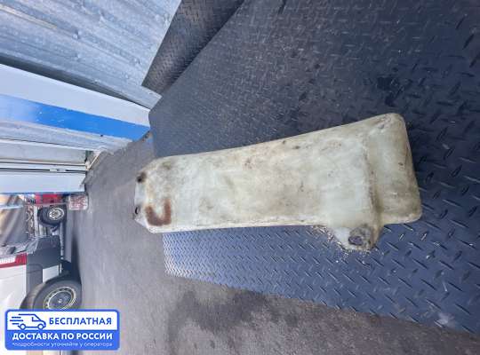 Бачок омывателя на Opel Frontera A