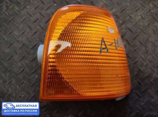 Поворотник передний на Audi 100 (44Q, C3)