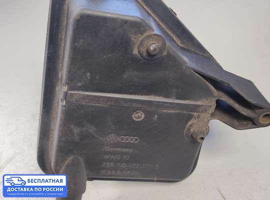 Бачок гидроусилителя на Volkswagen Golf IV (1J)