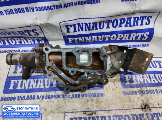 Корпус термостата на Renault Laguna II
