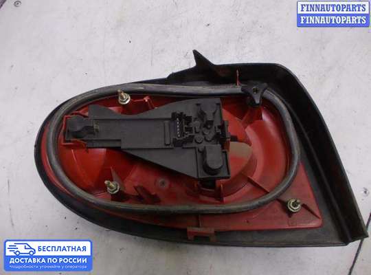 Фонарь задний на Renault Megane I