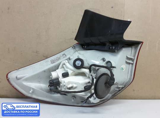 Фонарь задний на Opel Astra J
