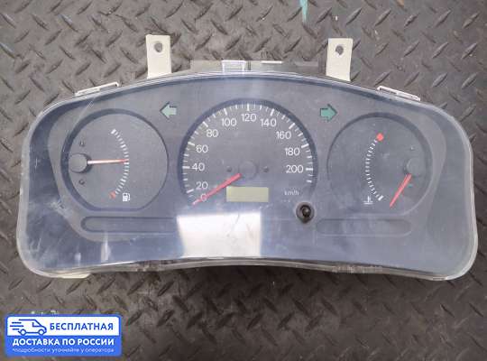 Щиток приборов на Mitsubishi Colt V (CJ0)
