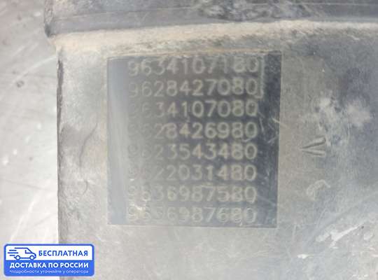 Корпус воздушного фильтра на Peugeot 206