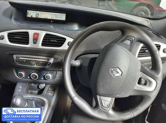 Подушка безопасности водителя (AirBag) на Renault Scenic III