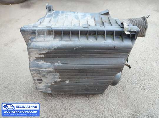 Корпус воздушного фильтра на Opel Vectra B