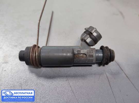 Форсунка топливная на Mazda 323 (BA) 323C/ 323F/ 323S/ 323P