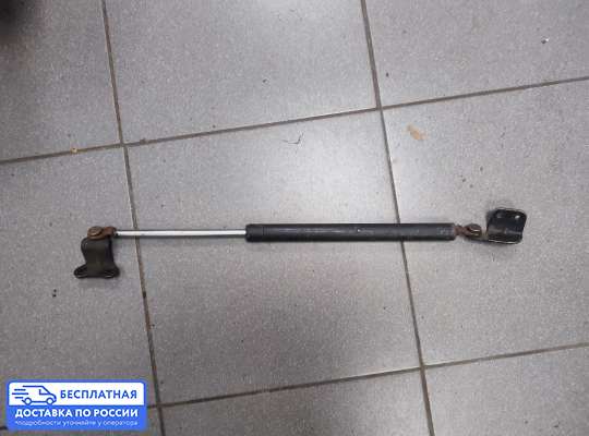 Амортизатор капота на Hyundai Terracan