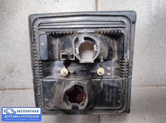 Фонарь крышки багажника на Audi 80 (B2)