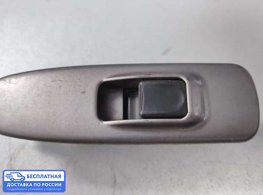 Кнопки стеклоподьемника на Opel Frontera B