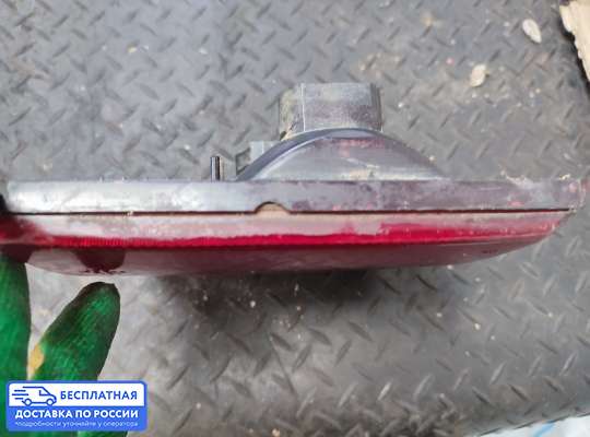 Фонарь крышки багажника на Audi 100 (44Q, C3)