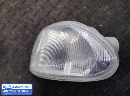 Поворотник передний на Opel Astra F