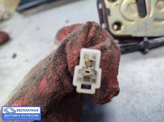 Замок боковой двери на Mazda 626 IV GE