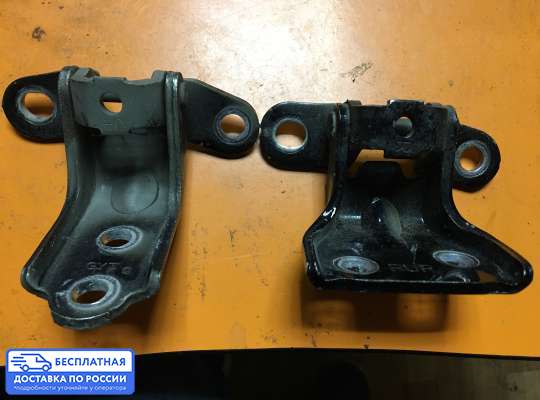 Петля двери на Hyundai Tucson I (JM)