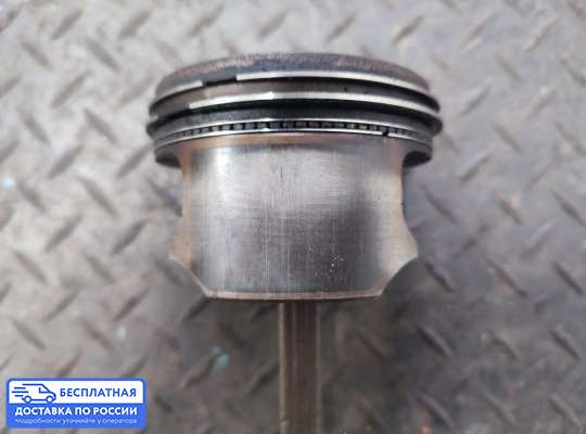 Поршневая группа (поршень, шатун) на Ford Mondeo II