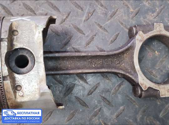 Поршневая группа (поршень, шатун) на Hyundai Galloper II