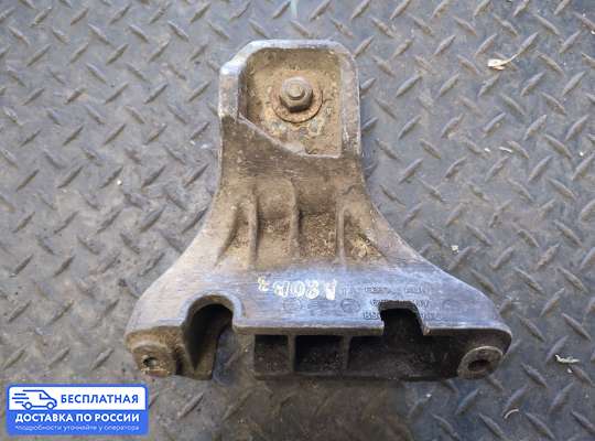 Кронштейн ДВС (лапа) на Audi 80 (B3)/90 (B2)