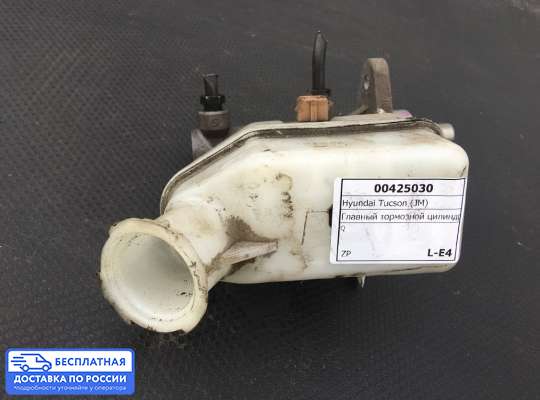 Главный тормозной цилиндр (ГТЦ) на Hyundai Tucson I (JM)