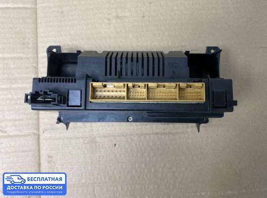 Блок управления печкой на Audi A6 (C5)
