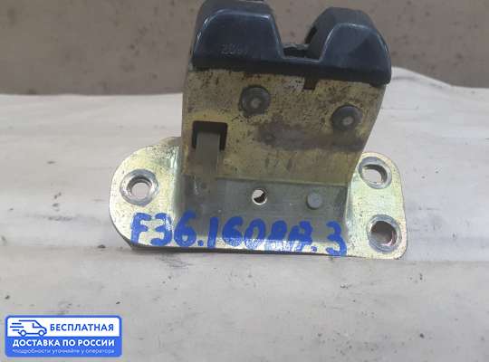 Замок багажника на Mitsubishi Carisma
