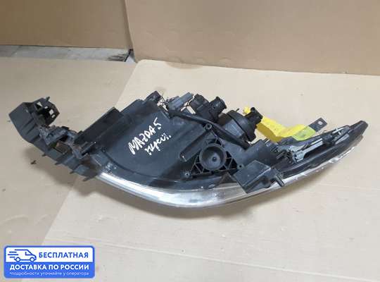 Фара передняя на Mazda 5 I (CR)