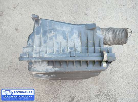 Корпус воздушного фильтра на Opel Vectra B
