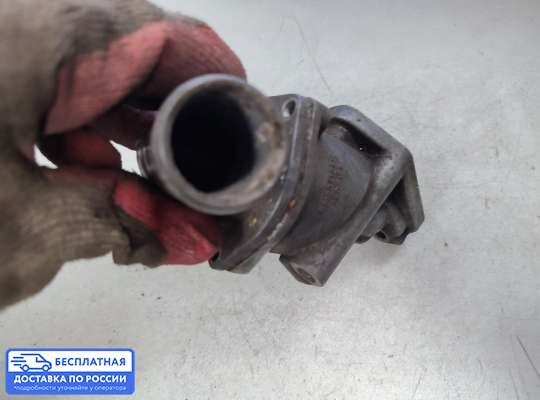 Корпус термостата на Opel Corsa B