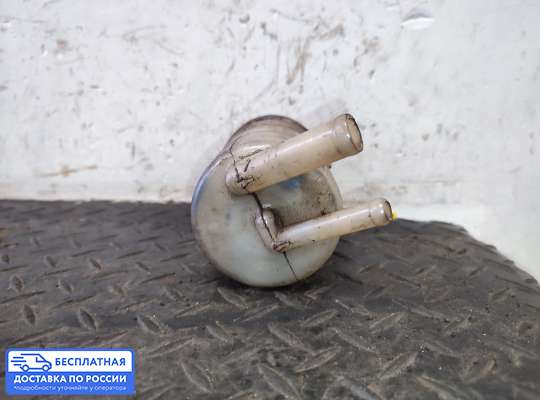 Бачок гидроусилителя на Opel Monterey A