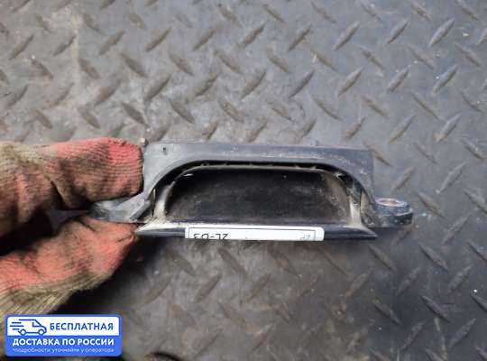 Ручка двери наружная на Audi 80 (B4)
