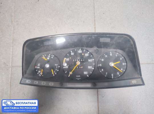 Щиток приборов на Mercedes-Benz E (W124)