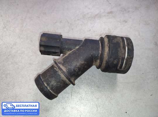 Фланец (тройник) системы охлаждения на SEAT Toledo II (1M2)
