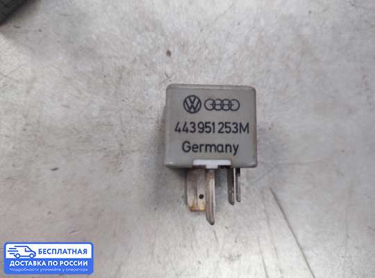 Реле накала (свечей накаливания) на Volkswagen Phaeton (3D)