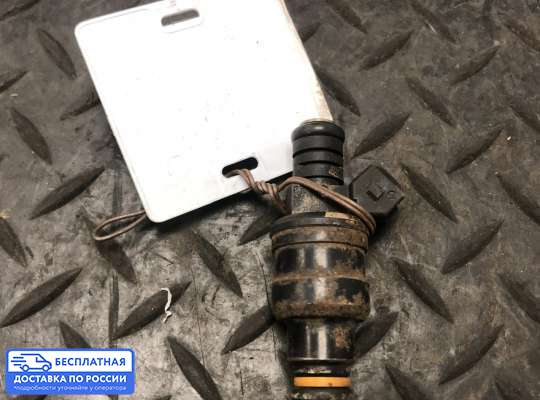 Форсунка топливная на Opel Vectra B
