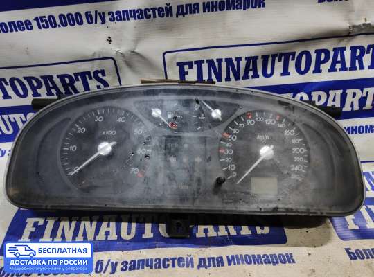 Щиток приборов на Renault Laguna II