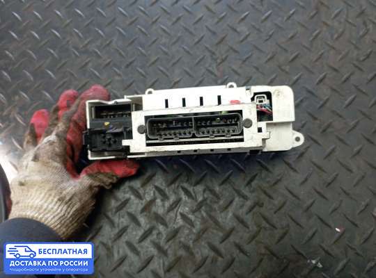 Блок управления печкой на Ford Mondeo II