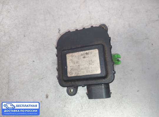 Моторчик заслонки печки на Volkswagen Golf IV (1J)