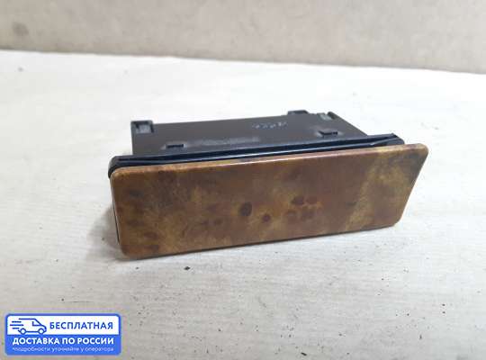 Пепельница на Nissan Almera II N16